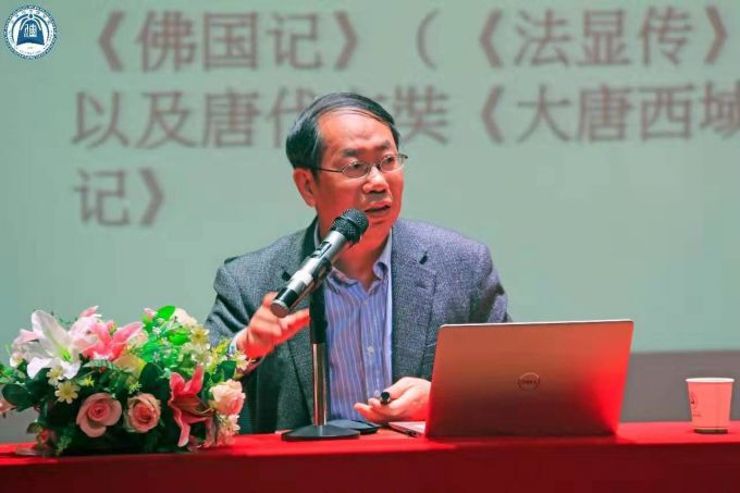 陈平原教授讲学.jpg